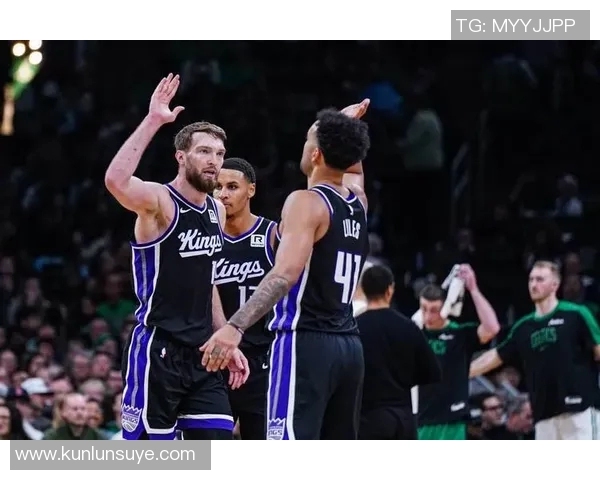 德阿隆福克斯如何引领萨克拉门托国王队重返NBA季后赛舞台