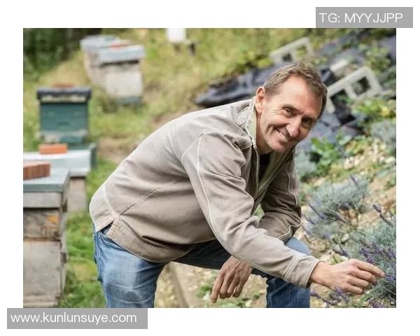 马尔凯农：共和国塑造者和社会变革的倡导者