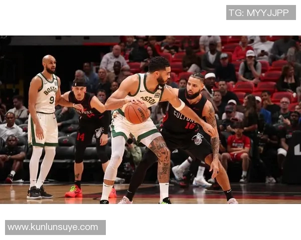 热火小将希尔11投9中拿下生涯新高助力球队击败凯尔特人 热火小将希尔11投9中拿下生涯新高助力球队击败凯尔特人