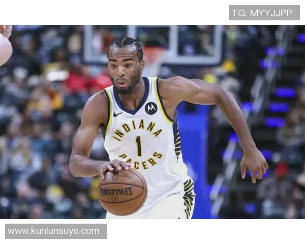 马刺队签约自由球员，强化内线实力，重塑未来辉煌