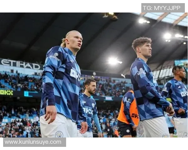 天狼星与埃尔夫斯堡2019年对决回顾与精彩瞬间分析 天狼星与埃尔夫斯堡2019年对决回顾与精彩瞬间分析