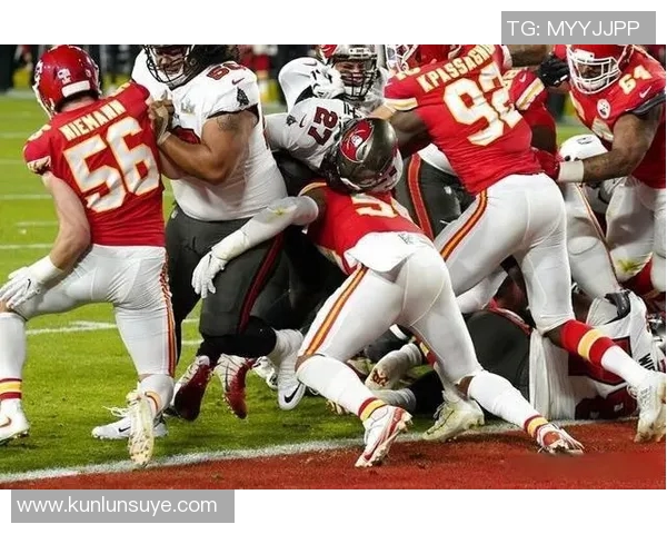 酋长队与海盗队精彩回放分析揭示比赛关键时刻与战术对决 酋长队与海盗队精彩回放分析揭示比赛关键时刻与战术对决